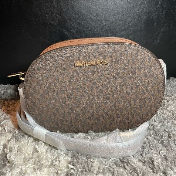 NWT Michael Kors Jet Set Logo Crossbody Bag - Picture 1 of 8